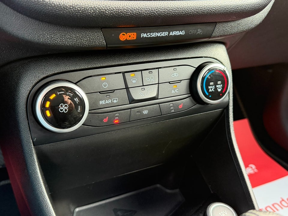 Ford Fiesta 1,0 EcoBoost Titanium 5d