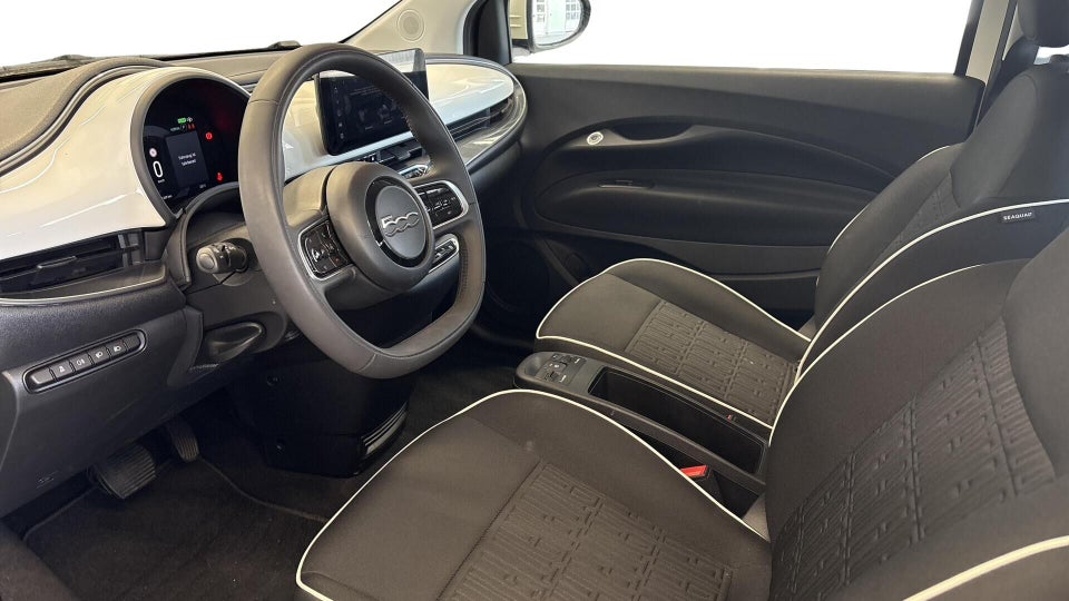 Fiat 500e 42 Icon 3d
