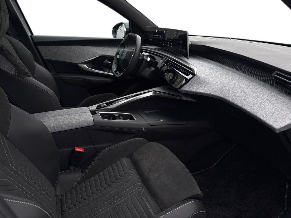 Peugeot e-5008 77 GT 7prs 5d