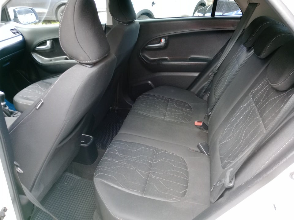 Kia Picanto 1,0 Active 5d