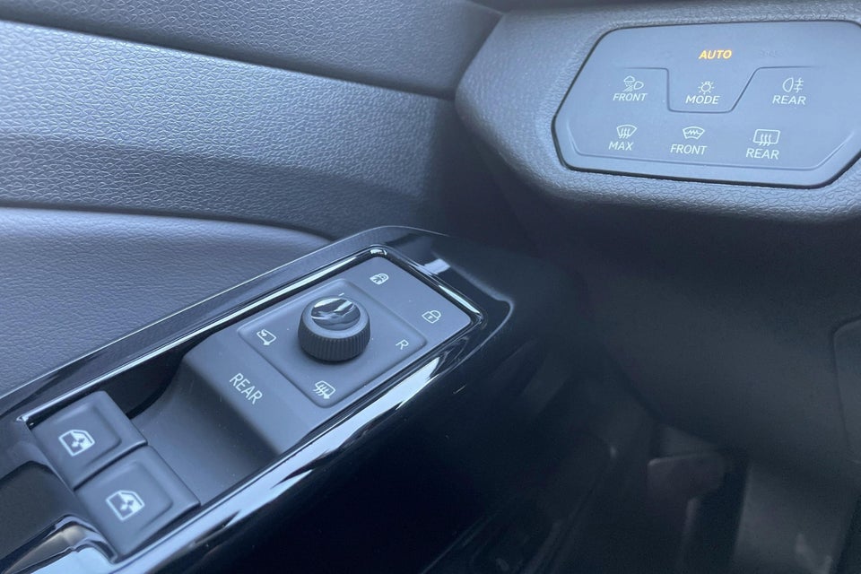 VW ID.5 77 Style Edition 5d