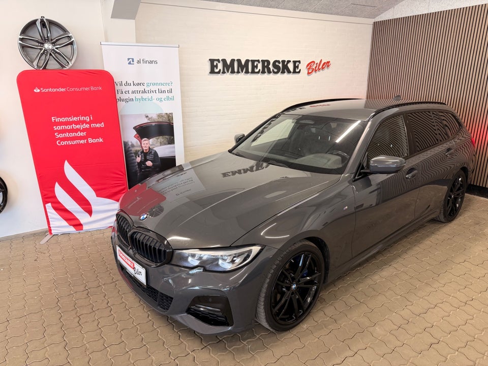BMW 330d 3,0 Touring M-Sport xDrive aut. 5d