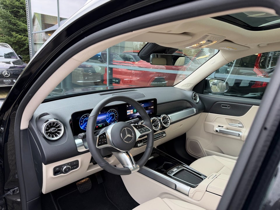 Mercedes EQB250+ Progressive 5d