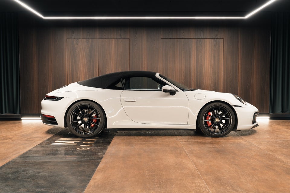 Porsche 911 Carrera 4S 3,0 Cabriolet PDK 2d