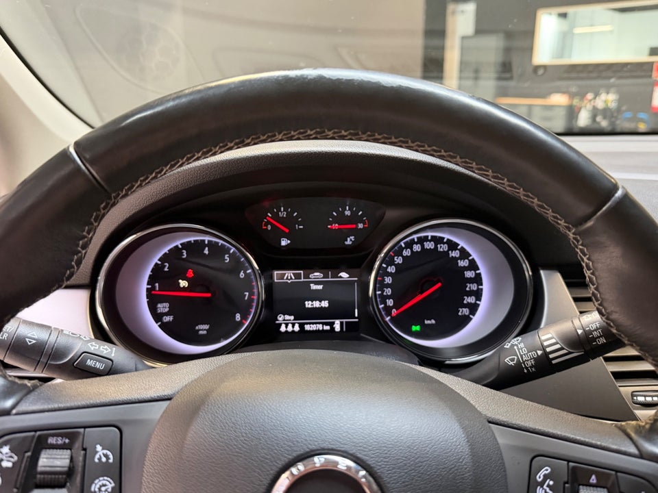 Opel Astra 1,0 T 105 Dynamic 5d
