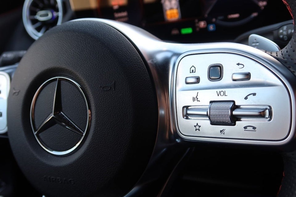 Mercedes EQA300 AMG Line 4Matic 5d