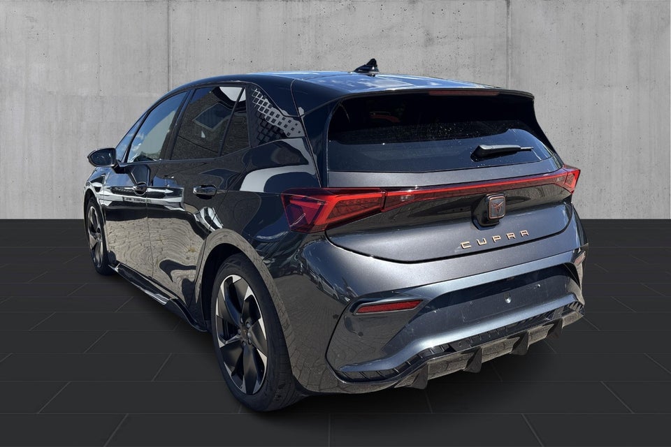 Cupra Born 77 e-Boost 5d
