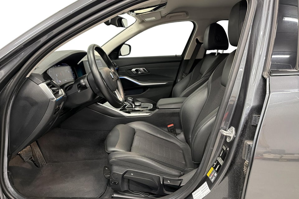 BMW 330e 2,0 Touring Sport Line aut. 5d