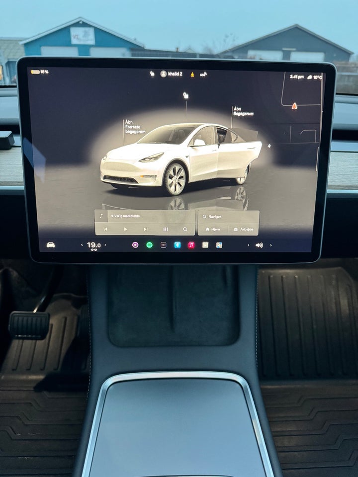 Tesla Model Y RWD 5d