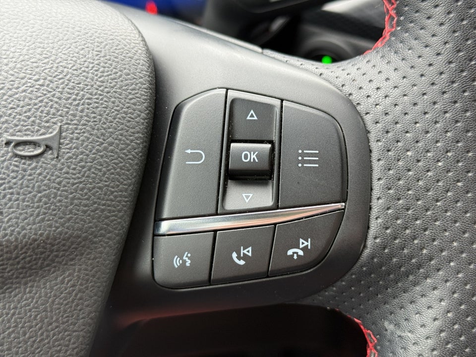 Ford Kuga 2,5 PHEV ST-Line X CVT 5d