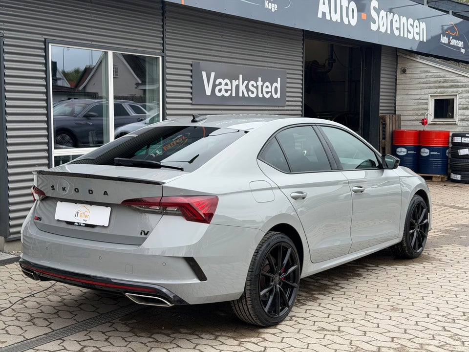Skoda Octavia 1,4 TSi iV RS DSG 5d