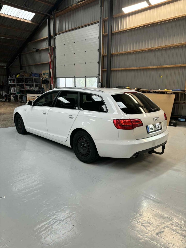 Audi A6 2,4 V6 Avant Multitr. 5d