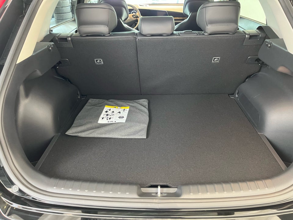 Kia Niro 64 EV Prestige 5d