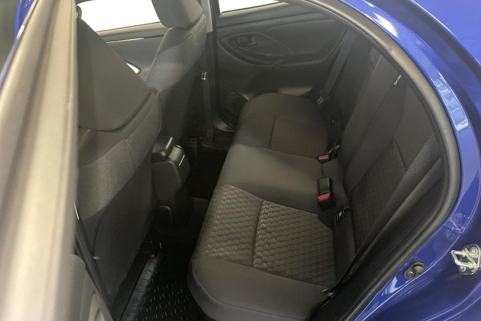 Toyota Yaris 1,5 Hybrid Active Tech e-CVT 5d