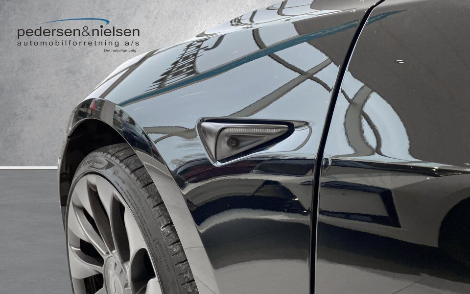 Tesla Model 3 Performance AWD 4d