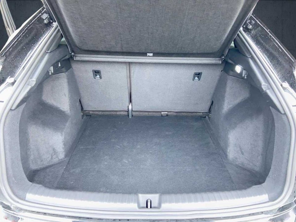 Audi Q4 e-tron 40 S-line Sportback 5d