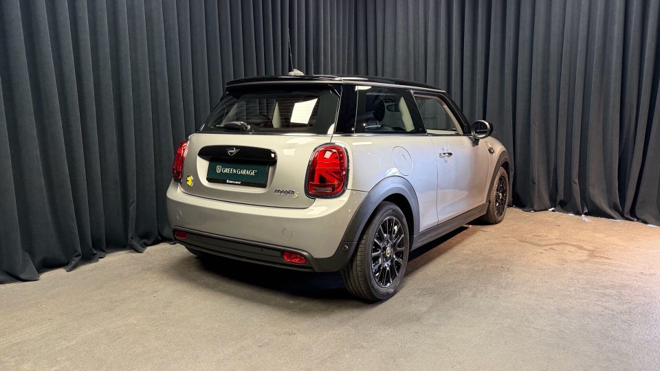 MINI Cooper SE Classic Trim 3d