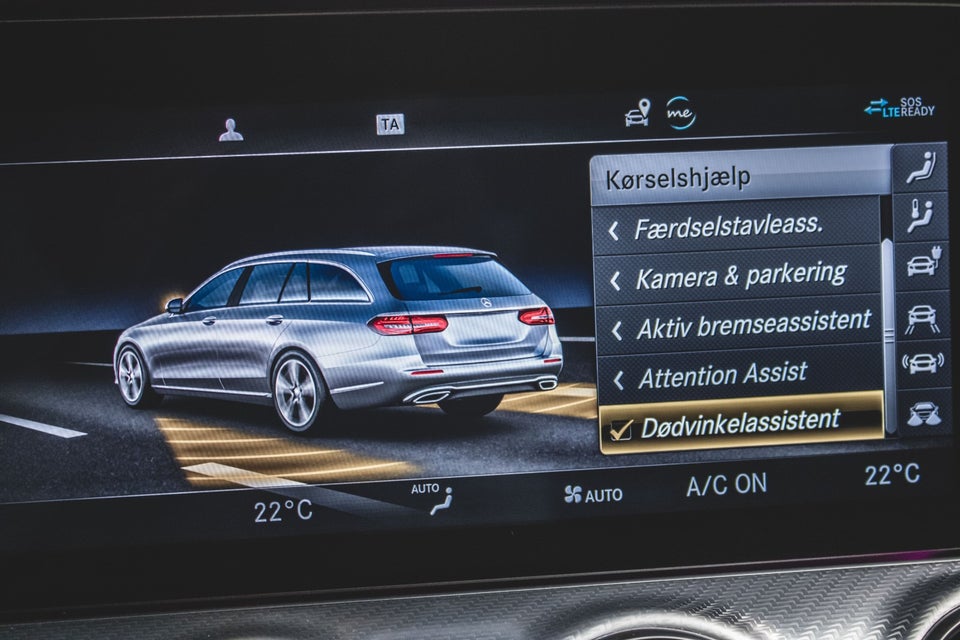 Mercedes E300 de 2,0 Advantage stc. aut. 5d