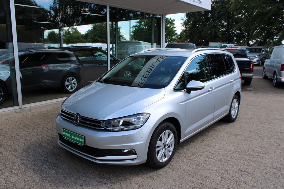 VW Touran 2,0 TDi 150 Comfortline DSG Van 5d