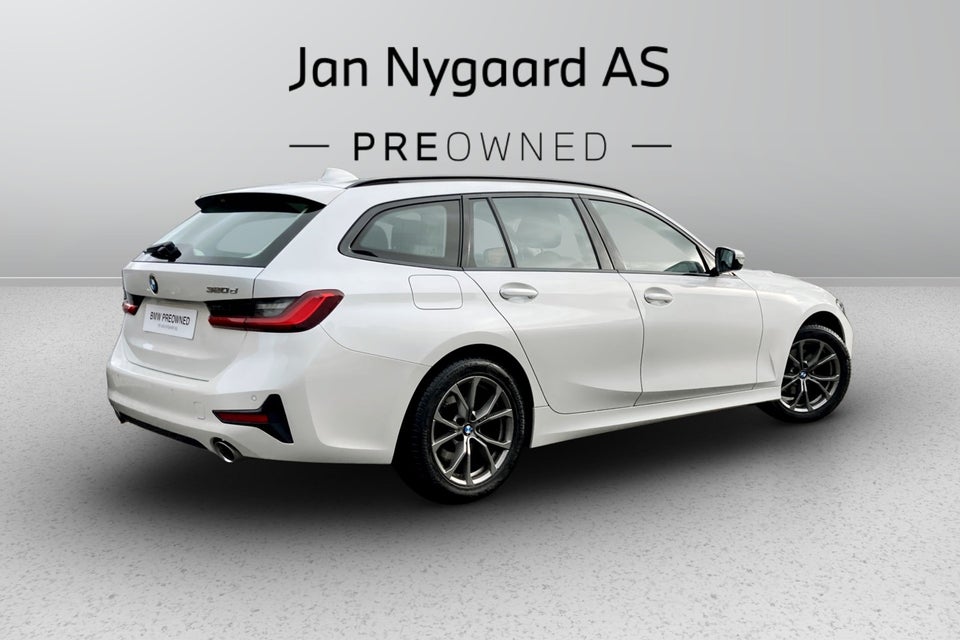 BMW 320d 2,0 Touring Sport Line aut. 5d