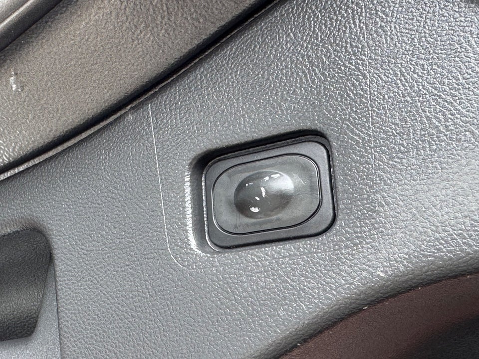 Ford Mondeo 2,0 TDCi 180 Titanium stc. 5d