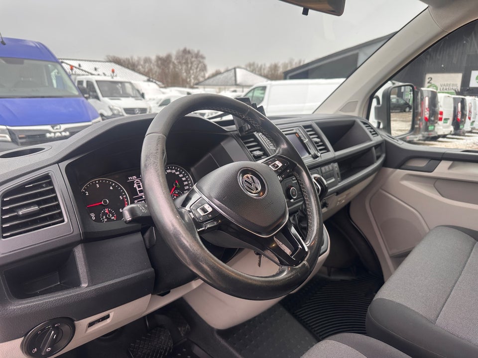 VW Transporter 2,0 TDi 204 Db.Kab m/lad DSG 4Motion 4d