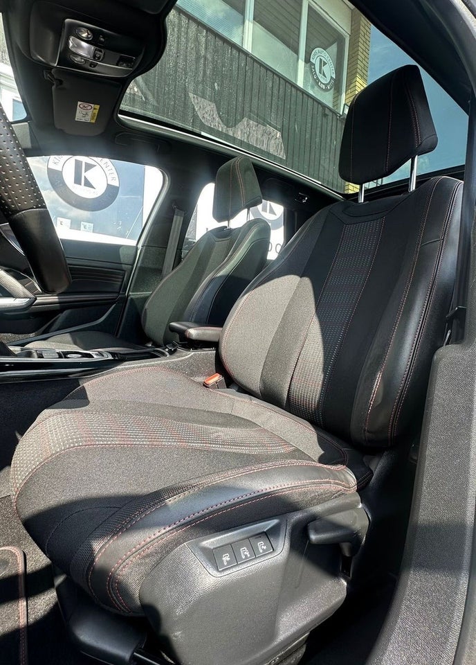 Peugeot 308 1,2 PureTech 130 GT Line EAT8 5d