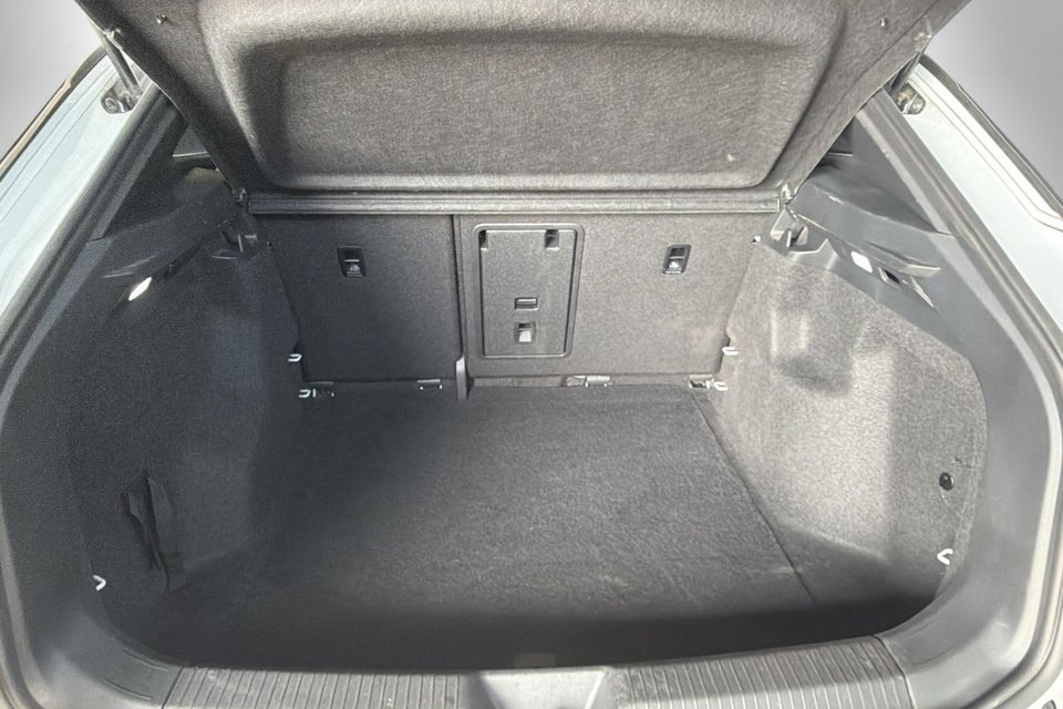 VW ID.4 77 Pro 5d
