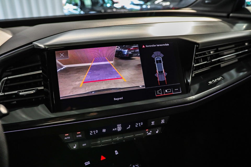 Audi Q4 e-tron 45 S-line Sportback quattro 5d