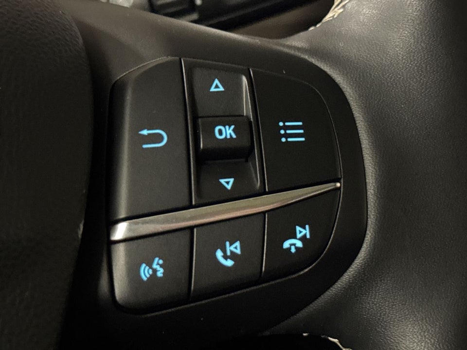 Ford Kuga 2,5 PHEV Vignale CVT 5d