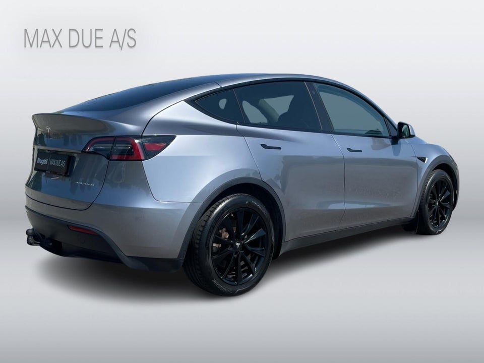 Tesla Model Y Long Range AWD 5d