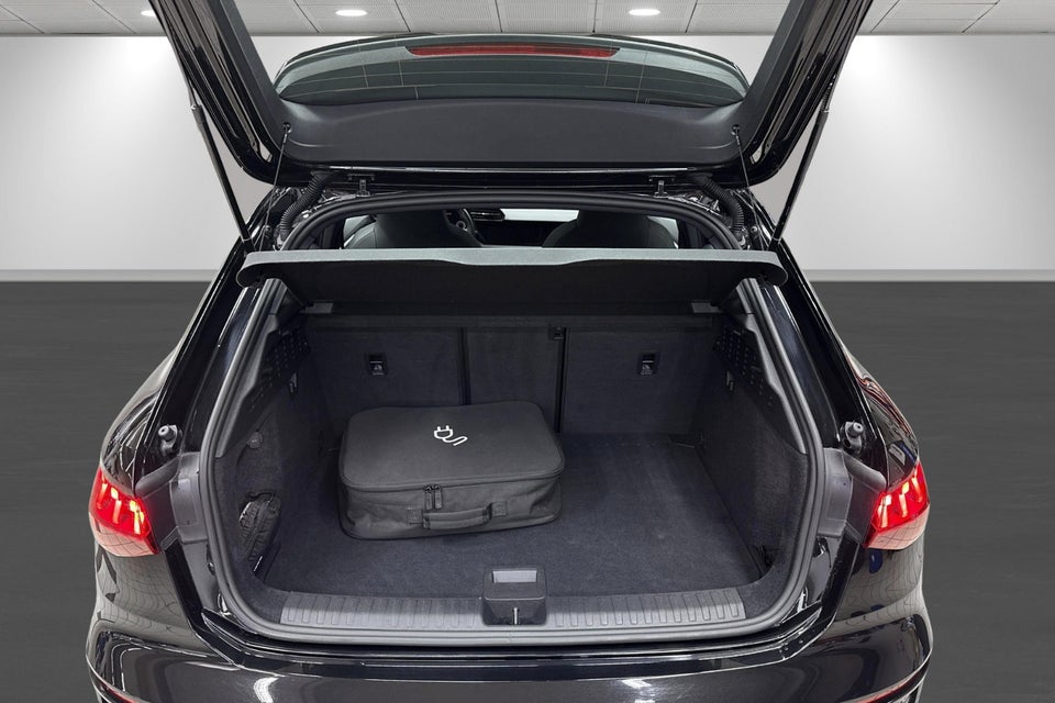 Audi A3 40 TFSi e S-line Sportback S-tr. 5d