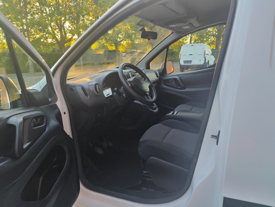 Peugeot Partner 1,6 BlueHDi 75 L1 Flex Van 5d