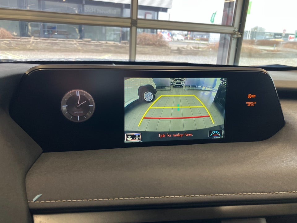 Lexus UX300e Premium 5d