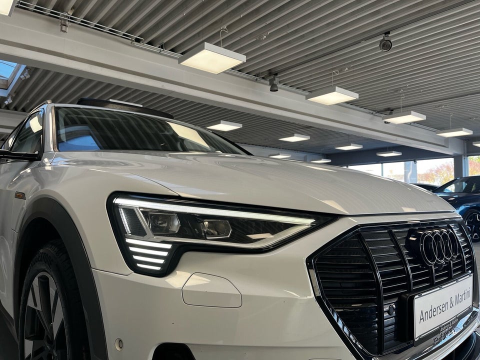 Audi e-tron 55 Advanced Sportback quattro 5d