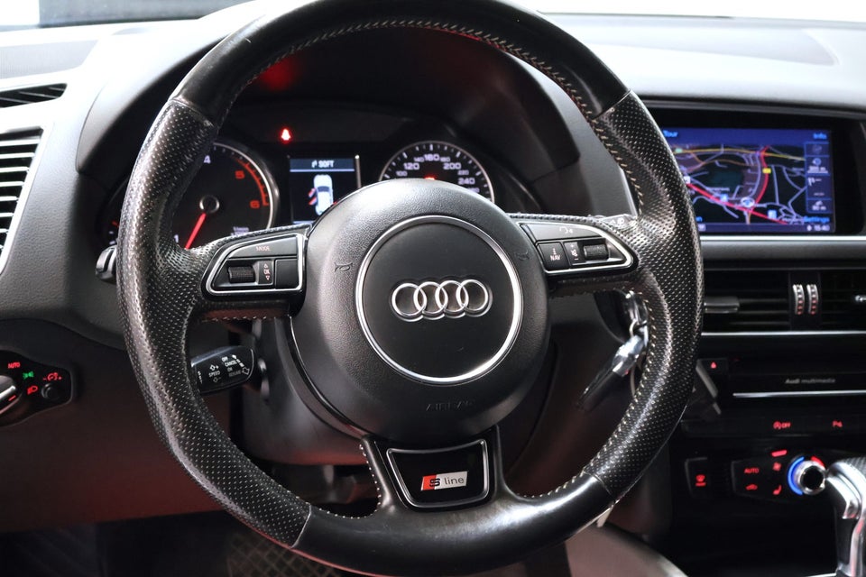 Audi Q5 3,0 TDi 245 S-line quattro S-tr. 5d