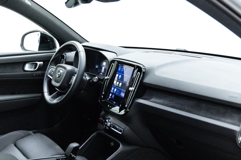 Volvo EX40 Extended Range Plus 5d