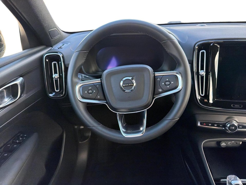 Volvo XC40 P6 ReCharge Plus 5d