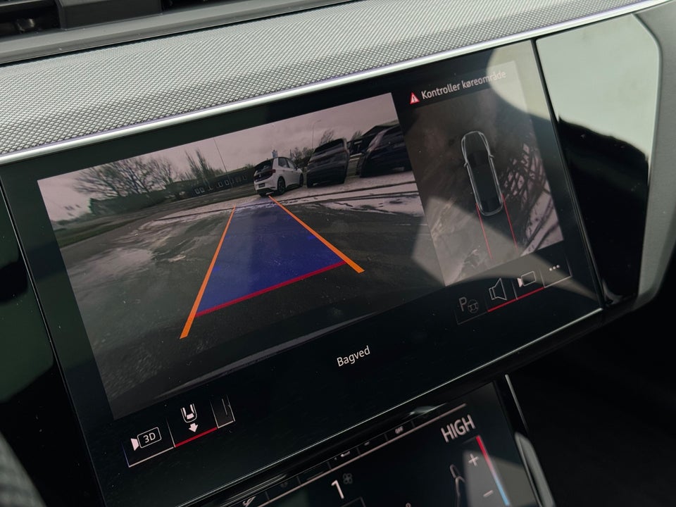 Audi Q8 e-tron 55 S-line Sportback quattro 5d