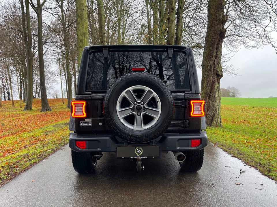 Jeep Wrangler Unlimited 2,0 T Sahara aut. 4x4 5d