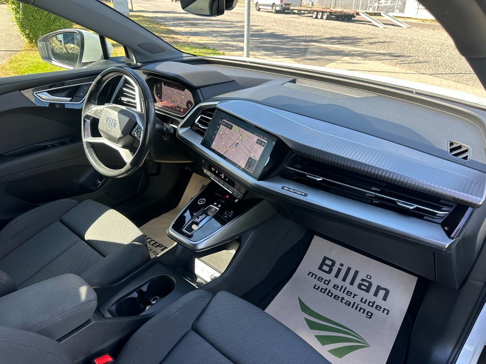 Audi Q4 e-tron 40 S-line 5d