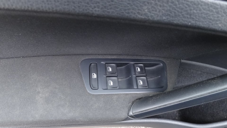 VW Golf VII 1,6 TDi 110 Trendline BM Van 5d