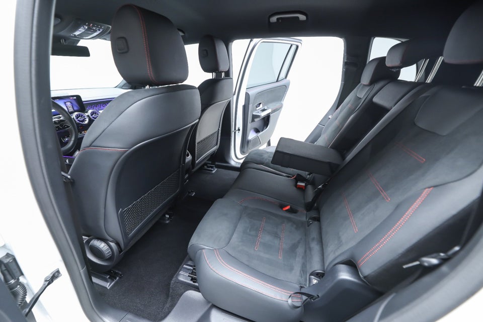 Mercedes EQB250+ AMG Advance 5d