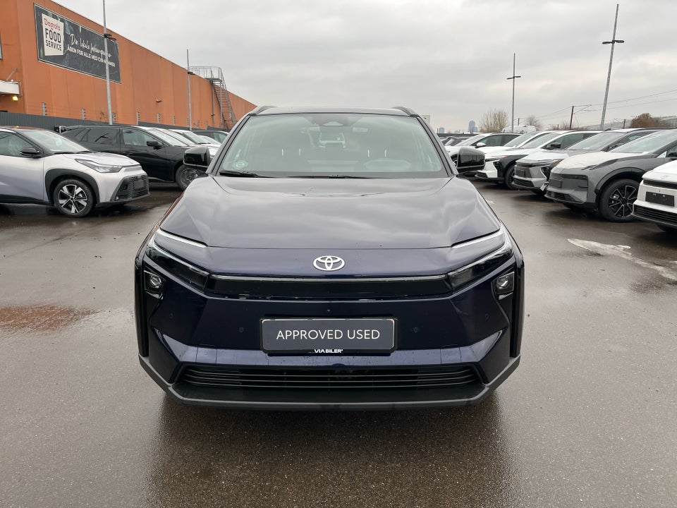 Toyota bZ4X 73 Executive 5d