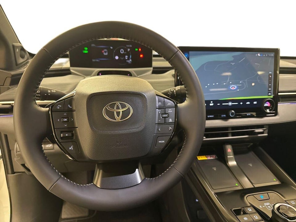 Toyota C-HR+ 77 Executive AWD 5d