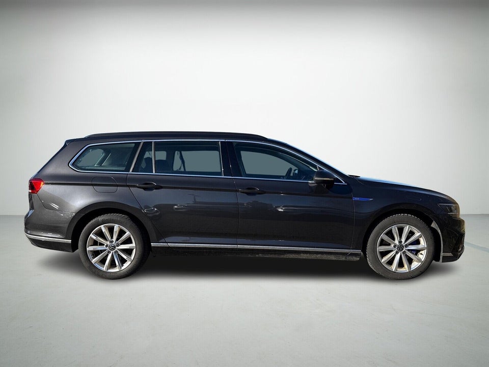 VW Passat 1,4 GTE High Variant DSG 5d