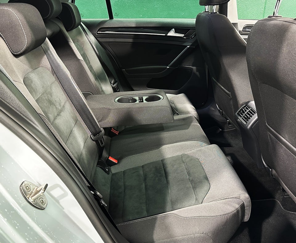 VW Golf VII 1,5 TSi 150 R-line DSG 5d