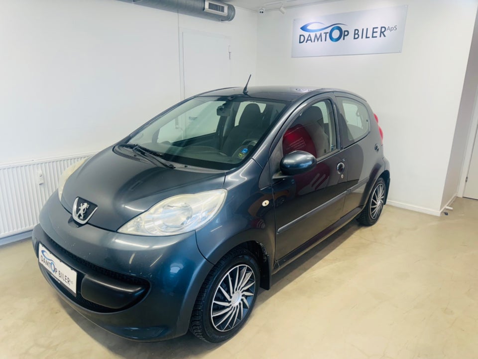 Peugeot 107 1,0  5d