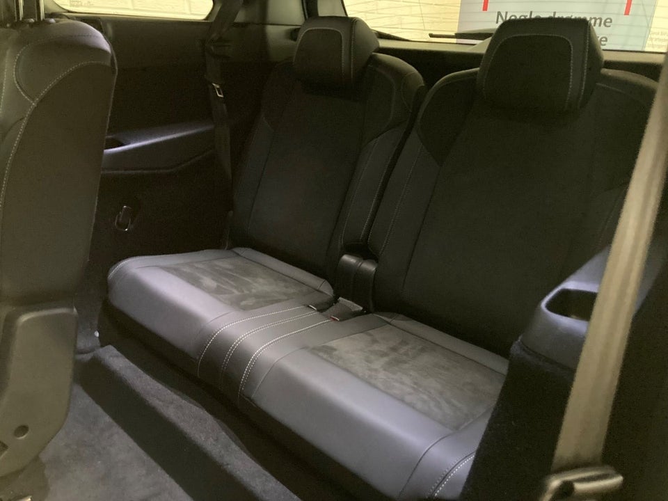 Peugeot e-5008 77 GT 7prs 5d