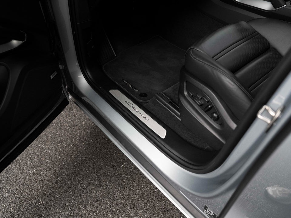 Porsche Cayenne 3,0 E-Hybrid Coupé Tiptr. 5d
